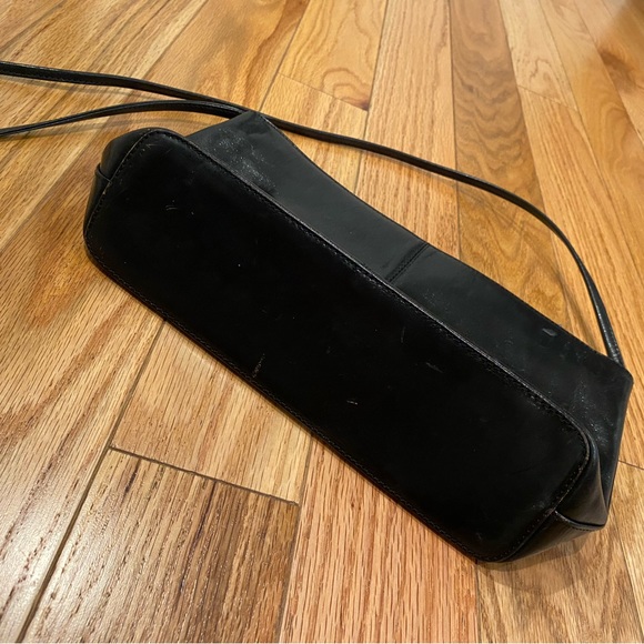 HOBO Shiny Black Leather Crossbody Bag - Picture 7 of 9